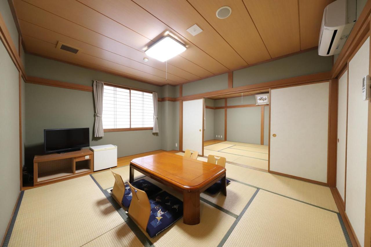 Smile Hotel Takaoka Ekimae Exterior photo