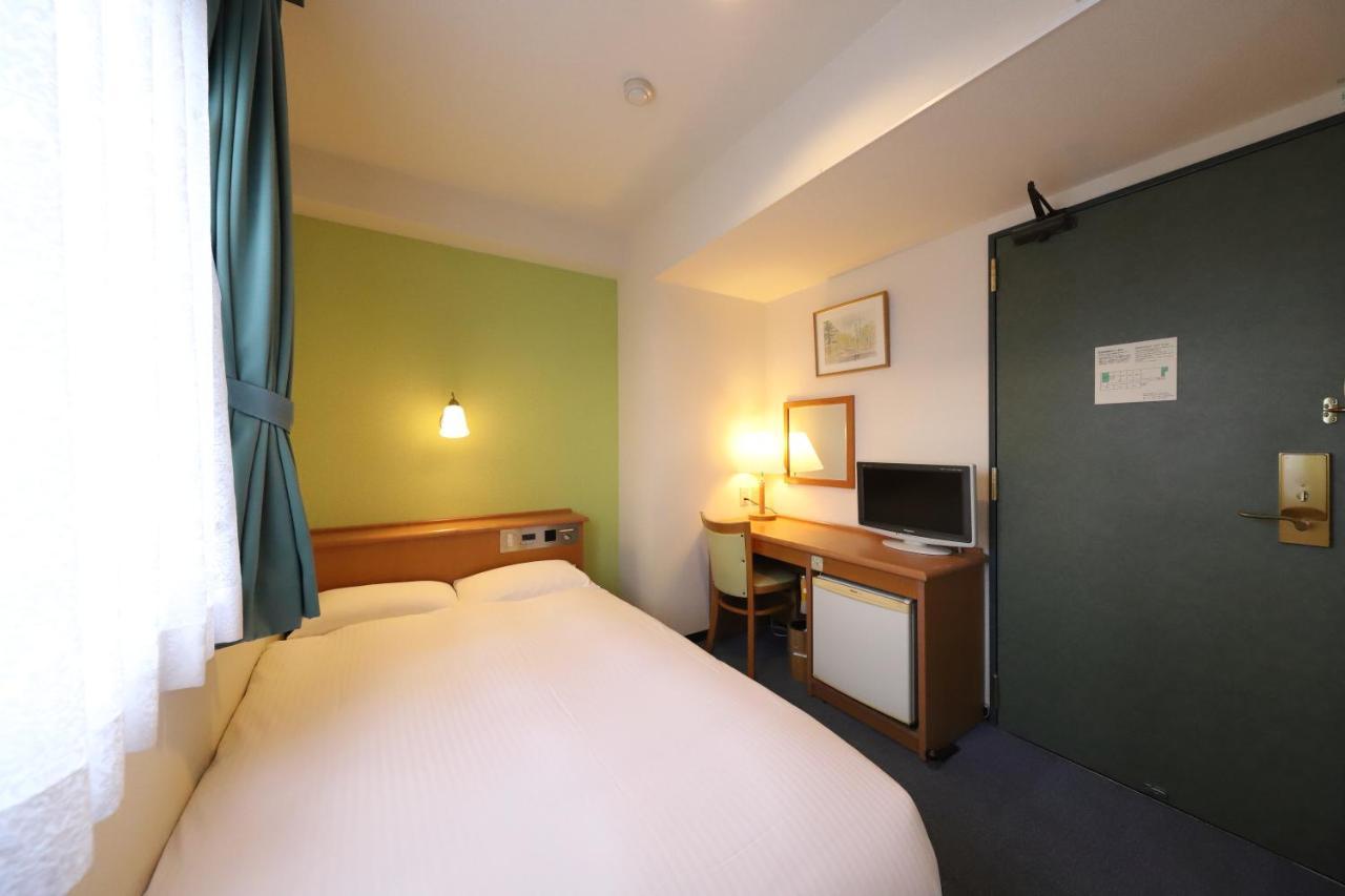 Smile Hotel Takaoka Ekimae Exterior photo