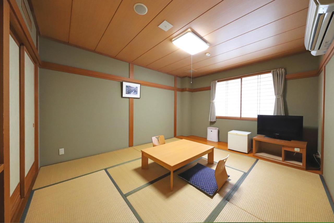 Smile Hotel Takaoka Ekimae Exterior photo