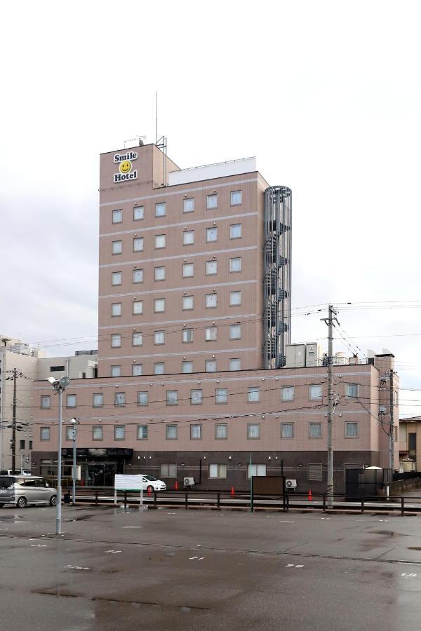 Smile Hotel Takaoka Ekimae Exterior photo